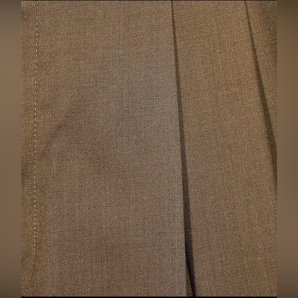 Roundtree & Yorke
TravelSmart Luxury Classic Fit Pleated-Front Dress Pants NEW - Picture 2 of 4